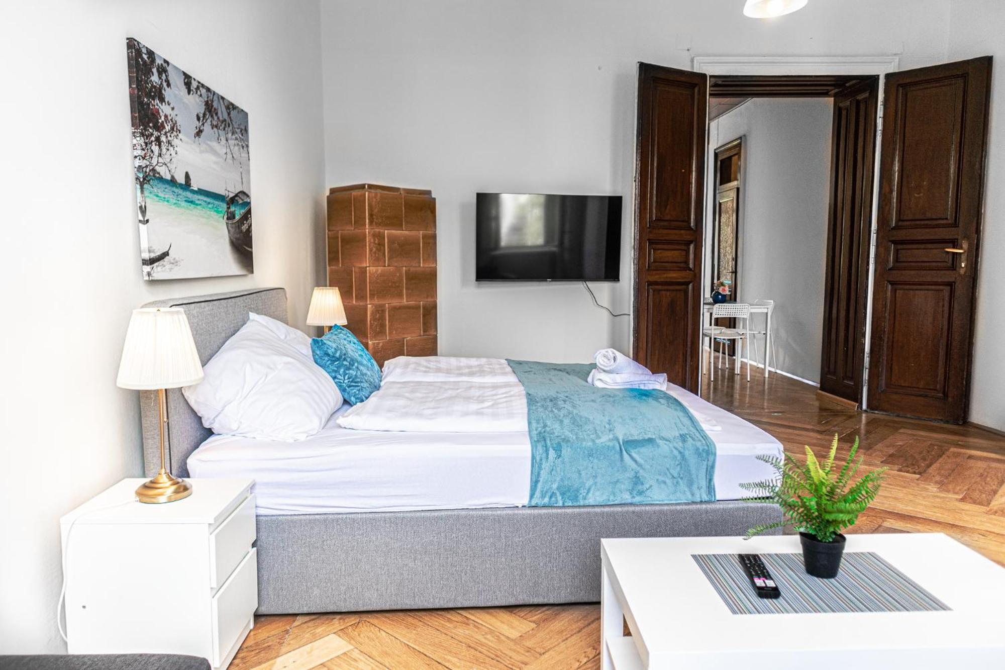 Appartamento Stylish 2br Retreat Steps From Akh & Volksoper